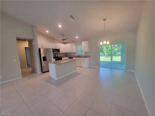 Cape Coral, FL 33904,4012 Country Club BLVD