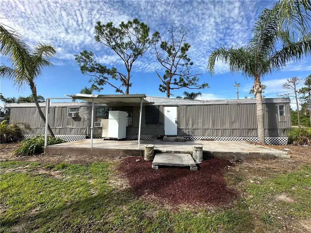 North Fort Myers, FL 33917,8086 Heck DR #1A