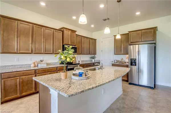 North Fort Myers, FL 33917,3668 Avenida Del Vera
