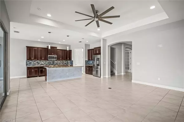 Fort Myers, FL 33916,2851 Royal Gardens AVE