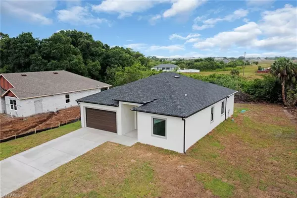Labelle, FL 33935,9004 JUSTICE CT