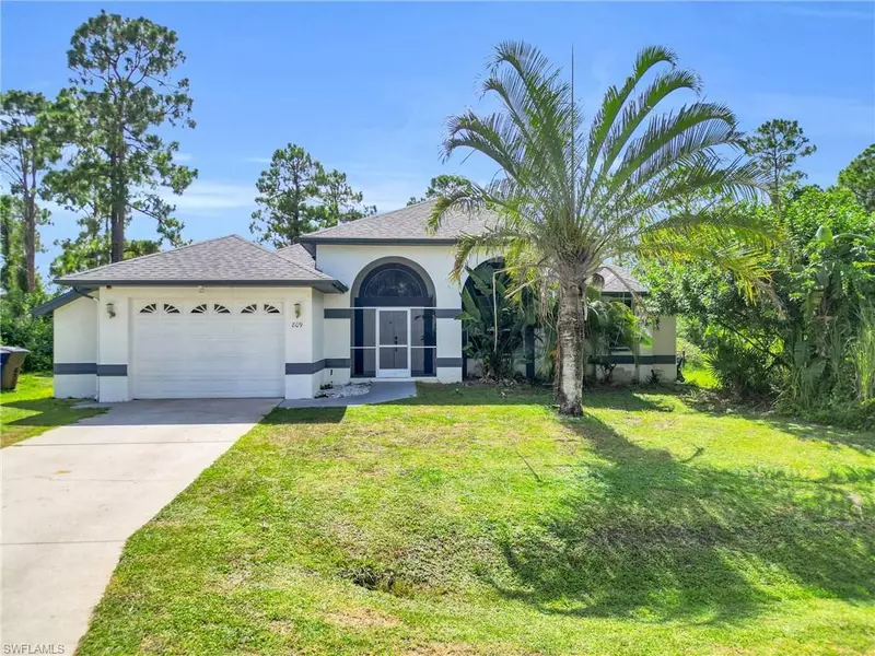 809 Hamilton AVE, Lehigh Acres, FL 33972