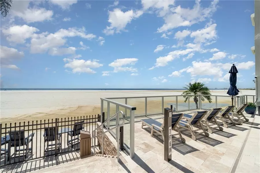 6612 Estero BLVD #301, Fort Myers Beach, FL 33931