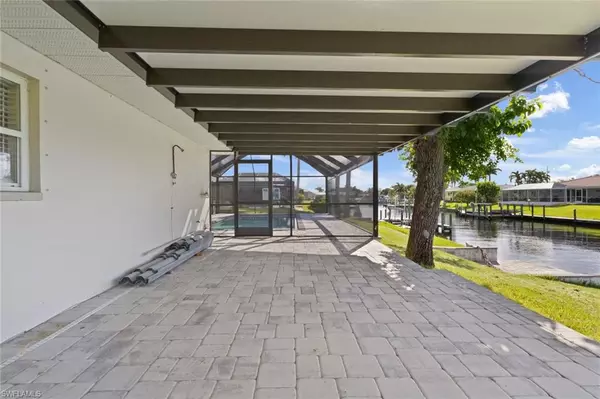 Cape Coral, FL 33904,2232 SE 27th ST