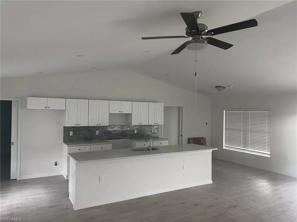 Cape Coral, FL 33909,1049 NE 44th ST
