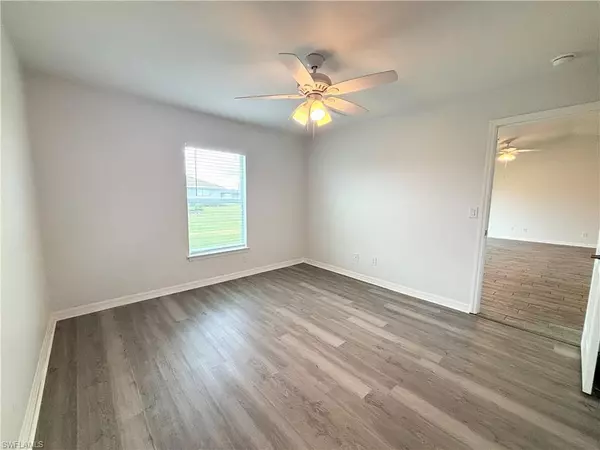 Cape Coral, FL 33993,202 NW 25th ST