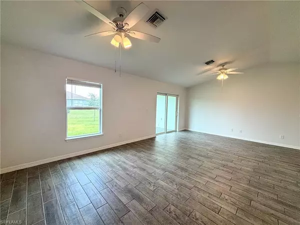 Cape Coral, FL 33993,202 NW 25th ST