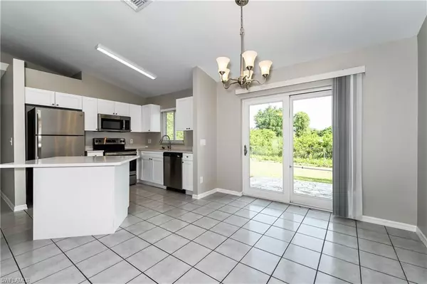 Lehigh Acres, FL 33976,3216 9th ST SW