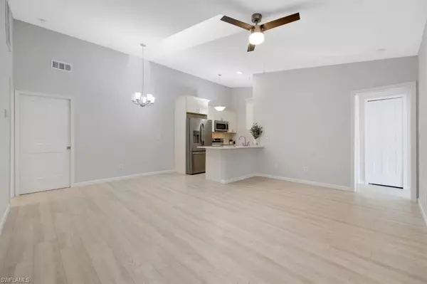 Cape Coral, FL 33914,5113 SW 15th PL #214