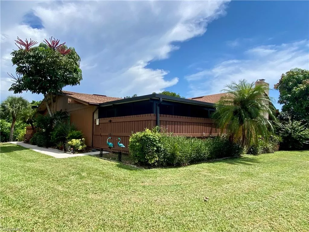 North Fort Myers, FL 33917,5647 Foxlake DR