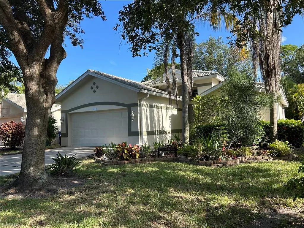 Estero, FL 33928,9894 Colonial WALK N