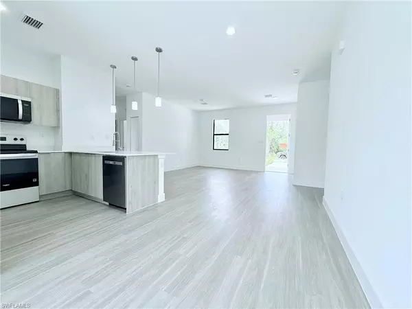 Labelle, FL 33935,8036 MANGROVE CIR