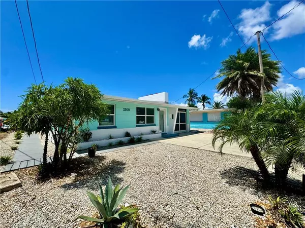 Matlacha, FL 33993,2500 Harbor View DR