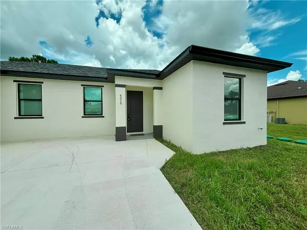 4518 29th ST SW, Lehigh Acres, FL 33973