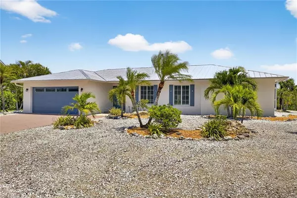 Sanibel, FL 33957,720 Durion CT