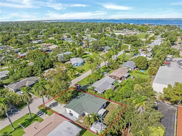 Fort Myers, FL 33919,1427 Davis DR