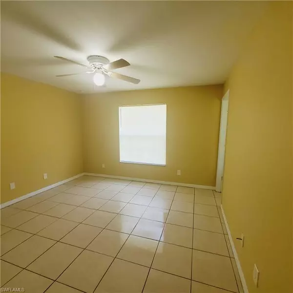 Fort Myers, FL 33913,1104 Bermar ST