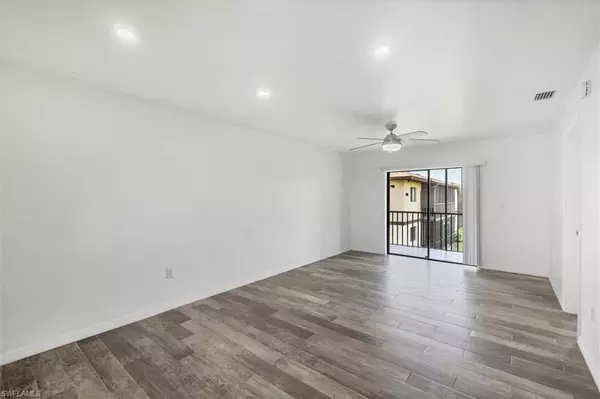 Fort Myers, FL 33907,4790 S Cleveland AVE #108