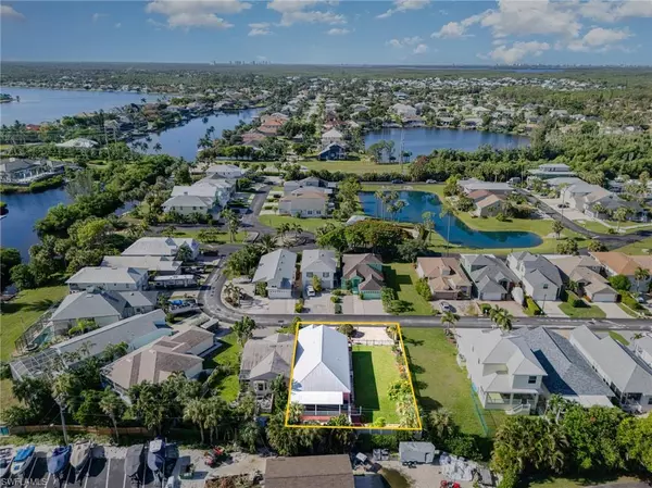 Fort Myers, FL 33908,6070 Waterway Bay DR