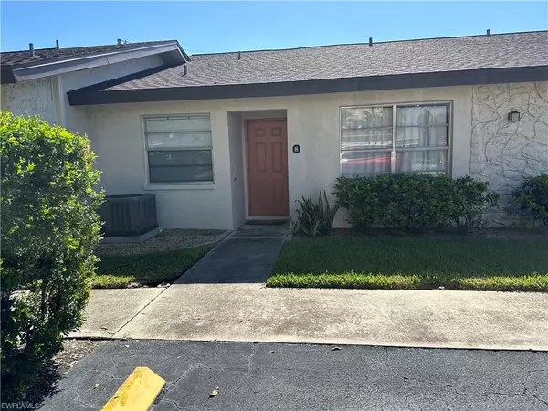 4611 SE 5th PL #8, Cape Coral, FL 33904