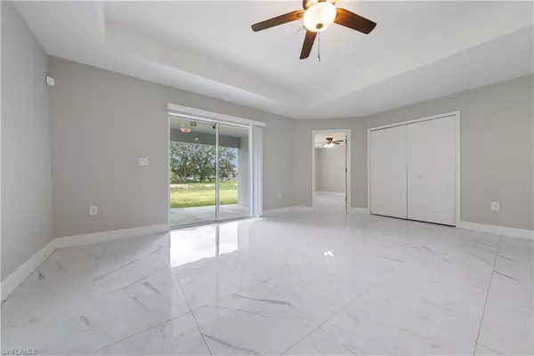 Lehigh Acres, FL 33973,305-307 Hightower AVE S