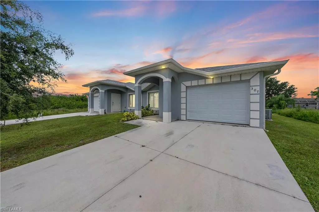 Lehigh Acres, FL 33973,305-307 Hightower AVE S