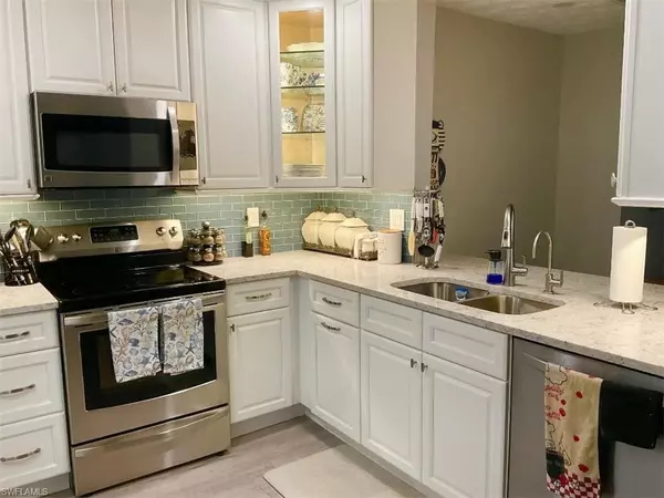 Cape Coral, FL 33904,3708 SE 12th AVE #201