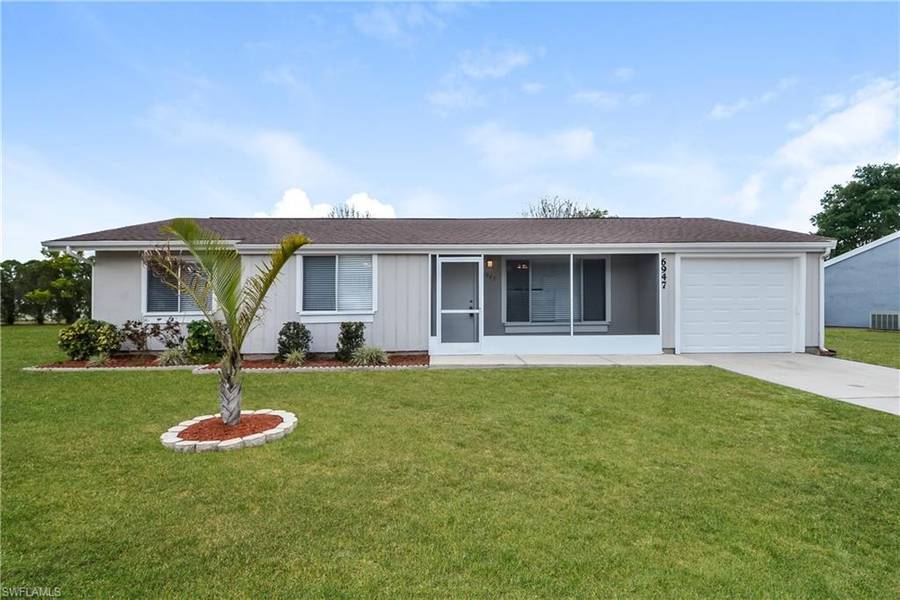 6947 Roslyn CT, North Port, FL 34287