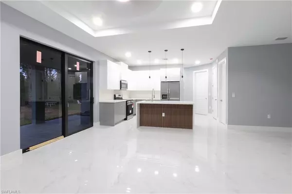 Lehigh Acres, FL 33976,2514 52ND ST SW