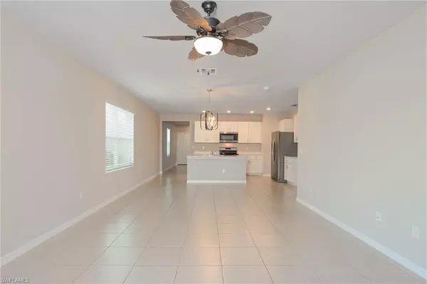 North Fort Myers, FL 33917,18517 Cronin Sand LN