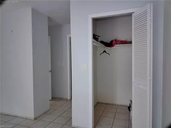 Cape Coral, FL 33914,804 SW 47th TER #202