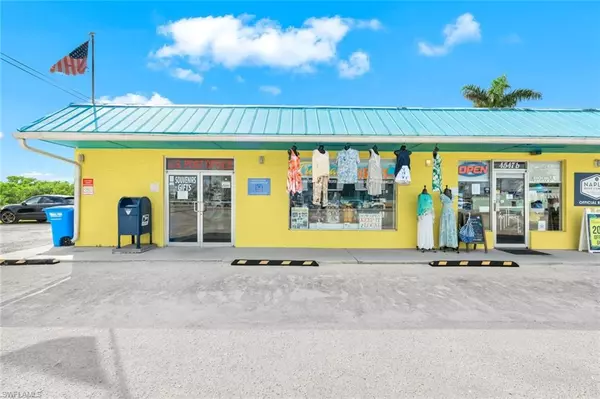 Matlacha, FL 33993,4547 Pine Island RD NW