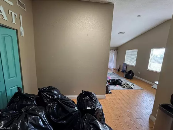 Port Charlotte, FL 33954,17121 Doyle AVE