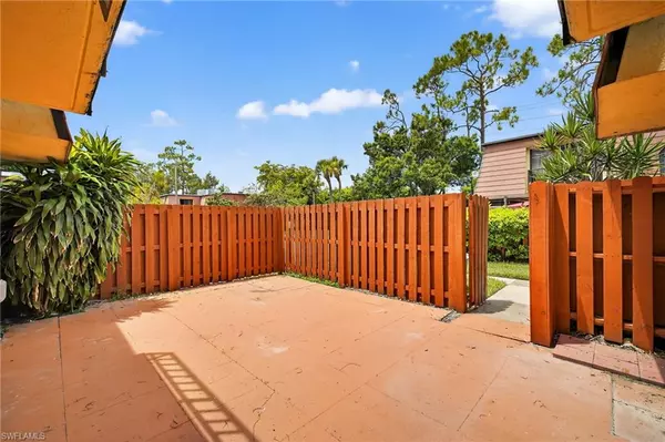 Fort Myers, FL 33907,12350 Woodrose CT #2