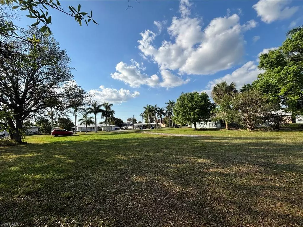 Fort Myers, FL 33905,310 Georgia AVE