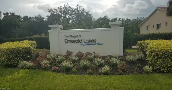 7848 Emerald CIR #J203, Naples, FL 34109