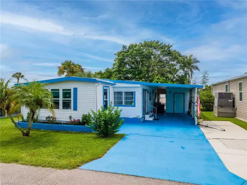 5707 Captain John Smith LOOP, North Fort Myers, FL 33917