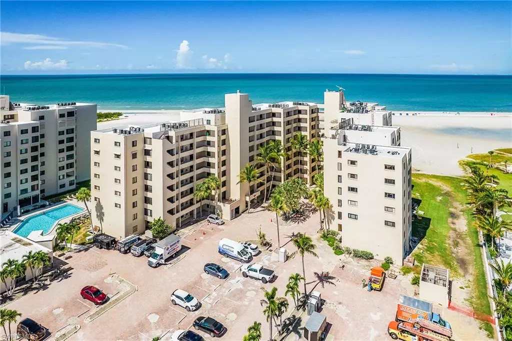Fort Myers Beach, FL 33931,6660 Estero BLVD #104