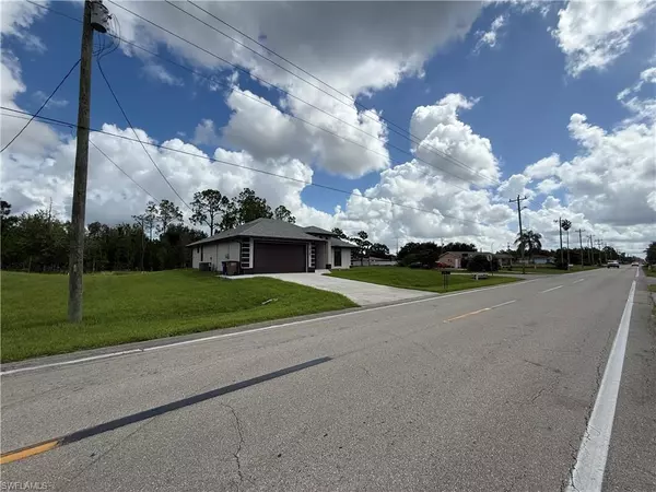 Lehigh Acres, FL 33936,2107 E 10th ST