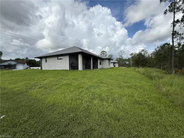 Lehigh Acres, FL 33936,2107 E 10th ST