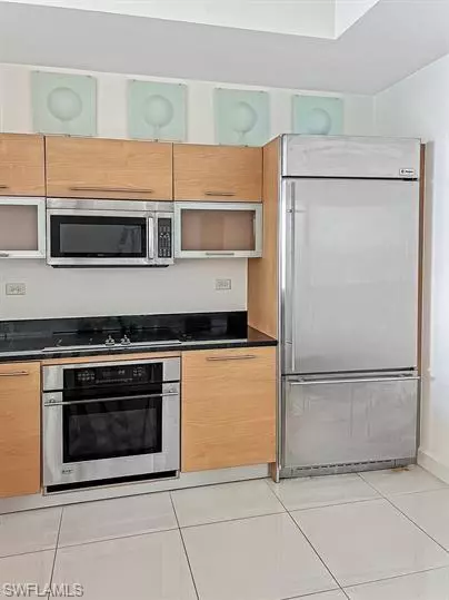 Fort Myers, FL 33916,3000 Oasis Grand BLVD