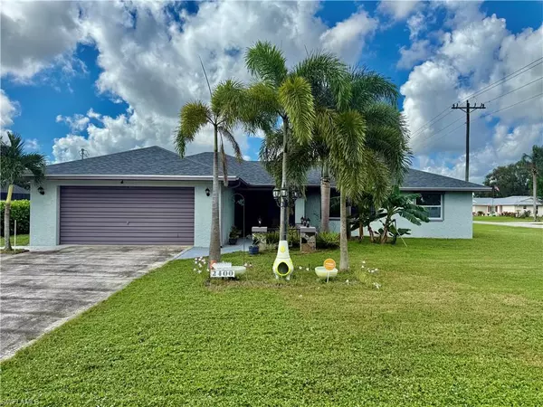 2400 E 3rd ST, Lehigh Acres, FL 33936