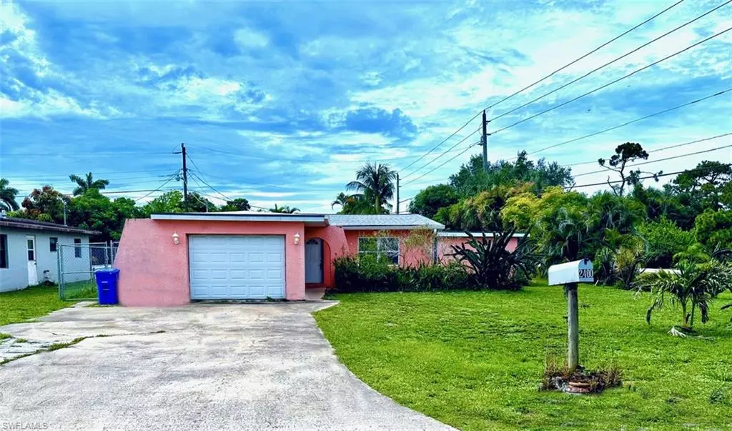 Fort Myers, FL 33901,2400 Hunter TER