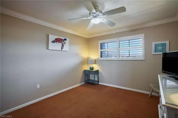 Fort Myers, FL 33901,2121 Collier AVE #518