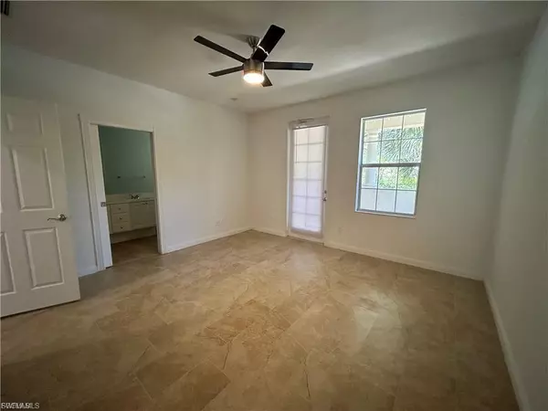 Bonita Springs, FL 34135,28262 Villagewalk CIR