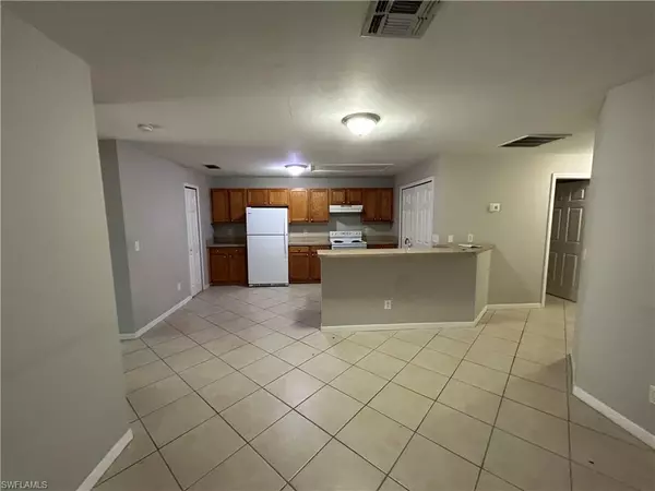 Lehigh Acres, FL 33973,4956-4958 24th ST SW #4756