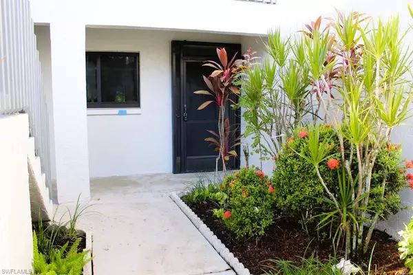 Fort Myers, FL 33919,17455 Silver Fox DR #C