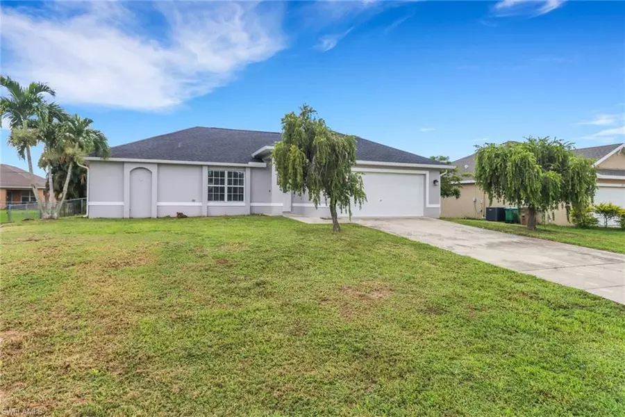 232 SE 2nd TER, Cape Coral, FL 33990