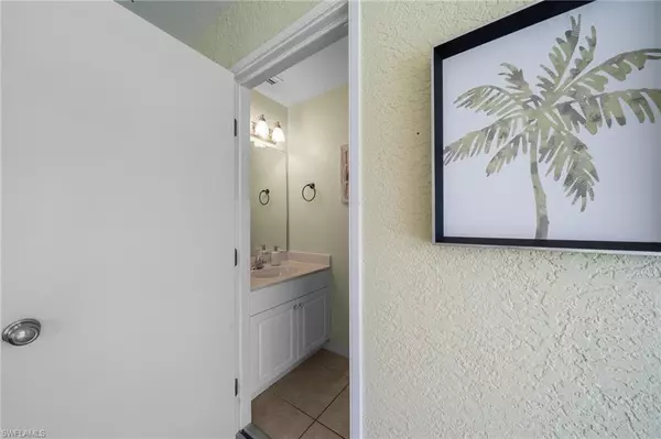 Cape Coral, FL 33990,1309 SE 10th TER