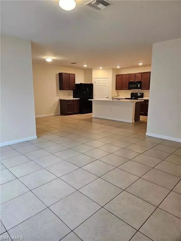 Lehigh Acres, FL 33936,10517 Canal Brook LN